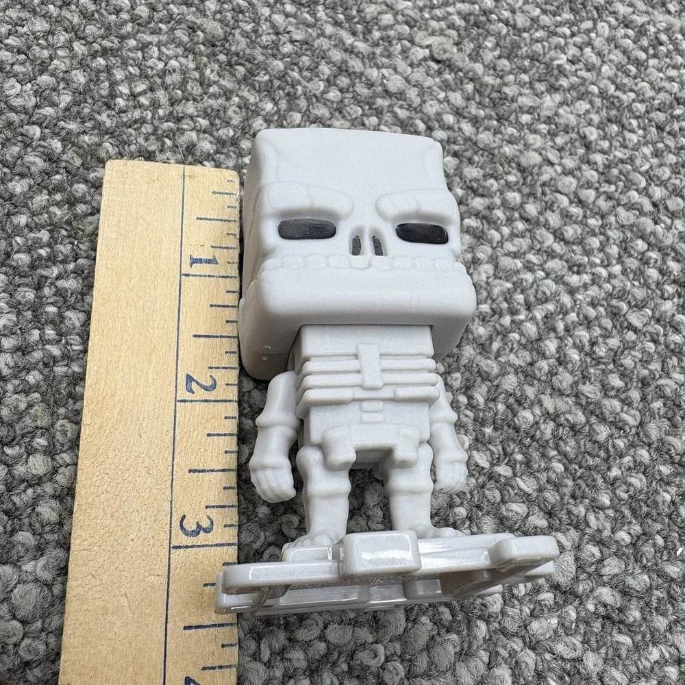 Minecraft 2025 McDonald's Toys Assorted Bee Creeper More Party Decorations‎